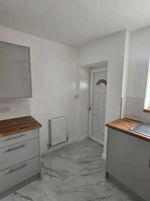 Property photo 3 of 13 3_.Jpg