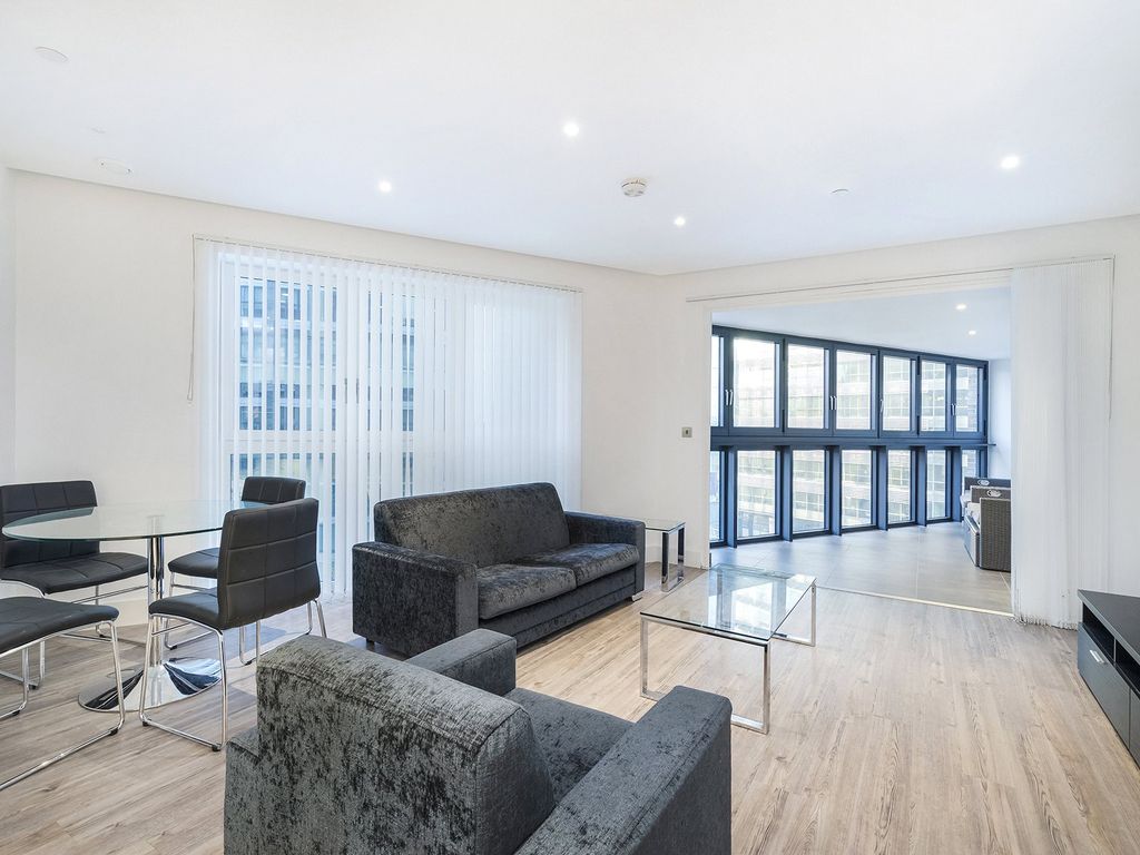Property photo 3 of 11 Wiverton Tower E1