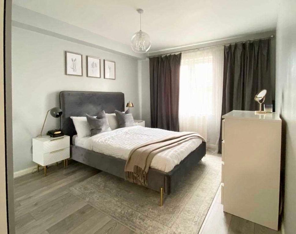 Property photo 2 of 13 Transportation