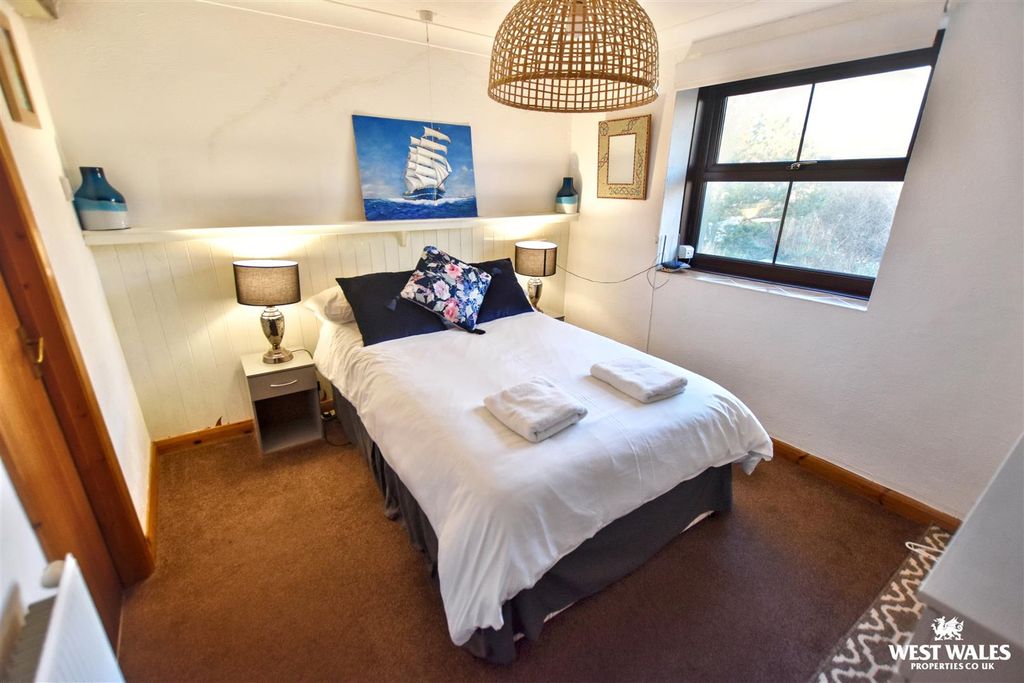 Property photo 3 of 23 11 (73).Jpg