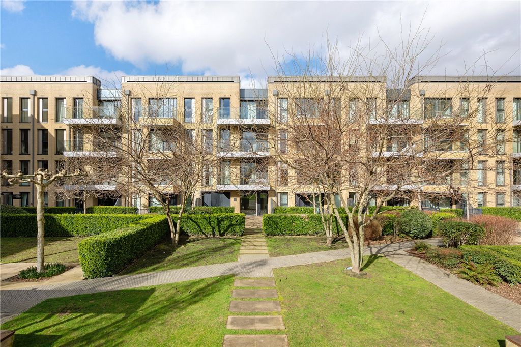 Property photo 1 of 21 Picture No. 05