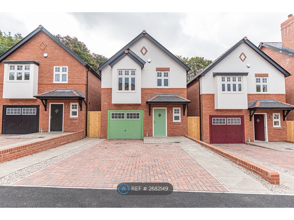 Property photo 2 of 31