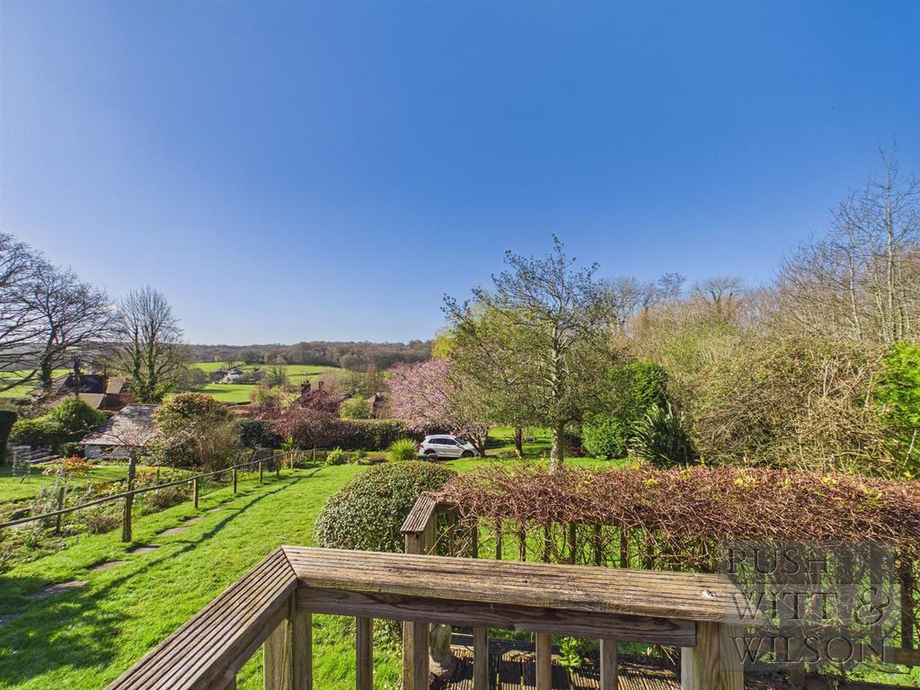 Property photo 2 of 29