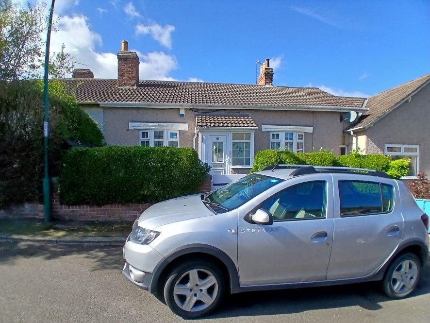 Property photo 1 of 2