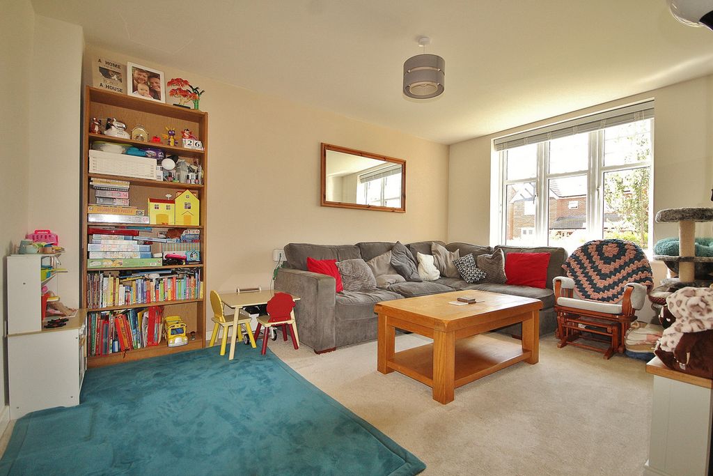 Property photo 2 of 15