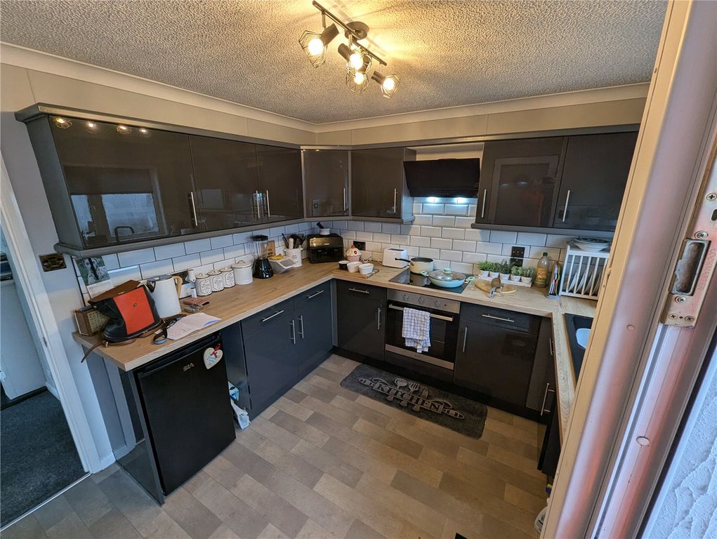 Property photo 2 of 15 Kitchen