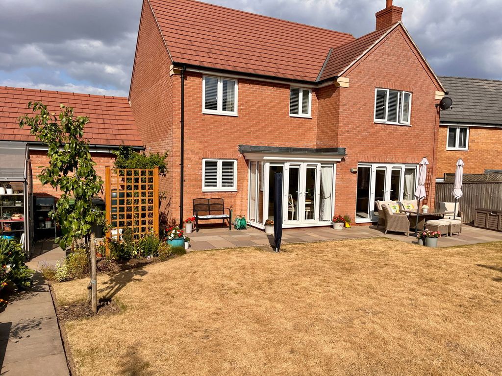Property photo 3 of 34