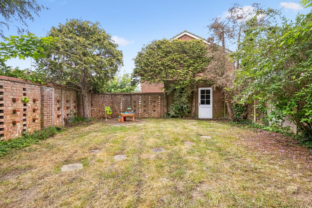 Property photo 3 of 19 5115564