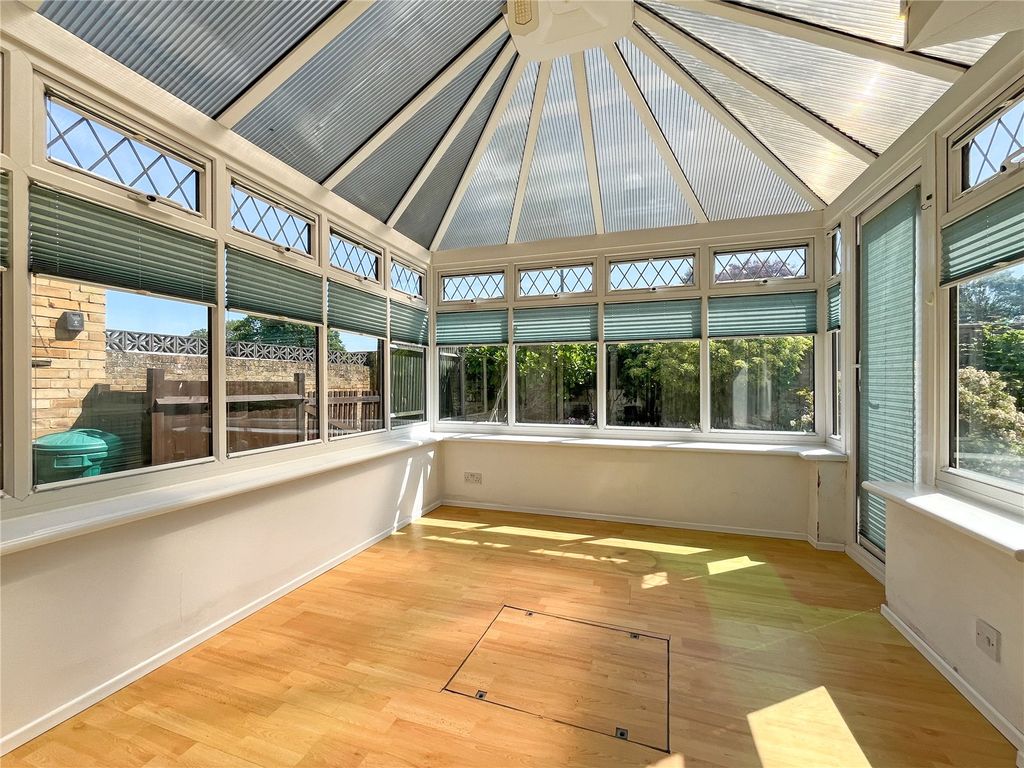 Property photo 3 of 15 Conservatory