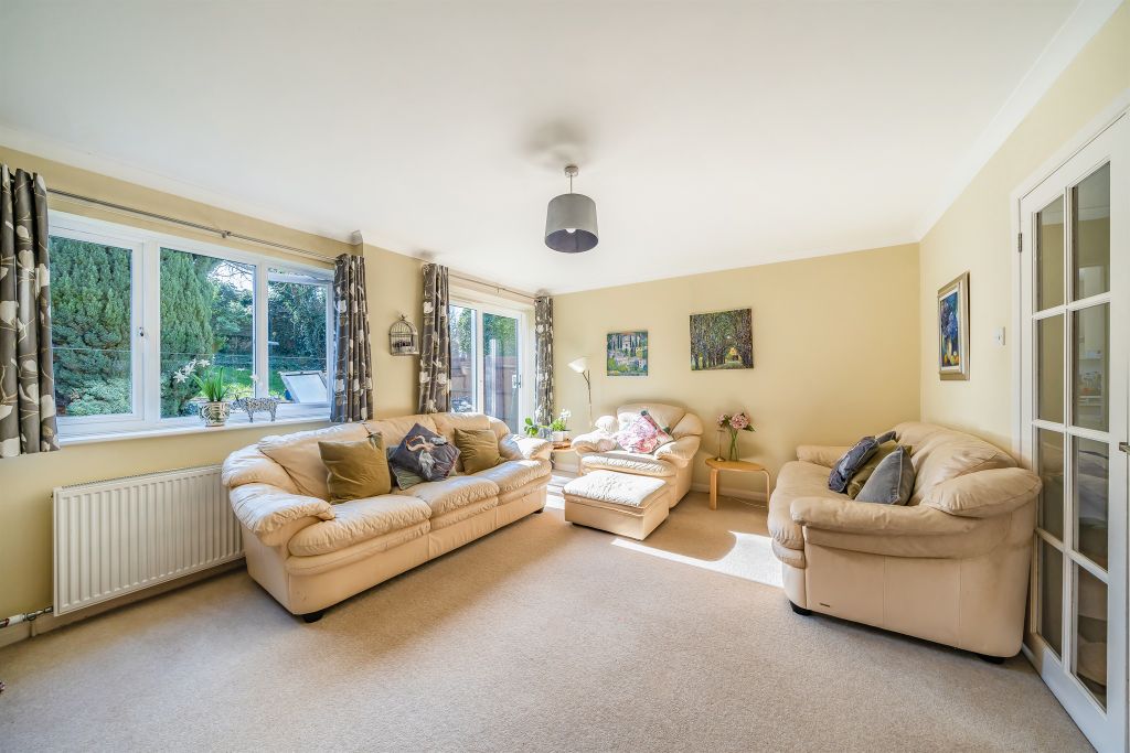 Property photo 2 of 12