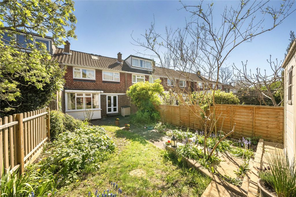 Property photo 2 of 15 Picture No. 31