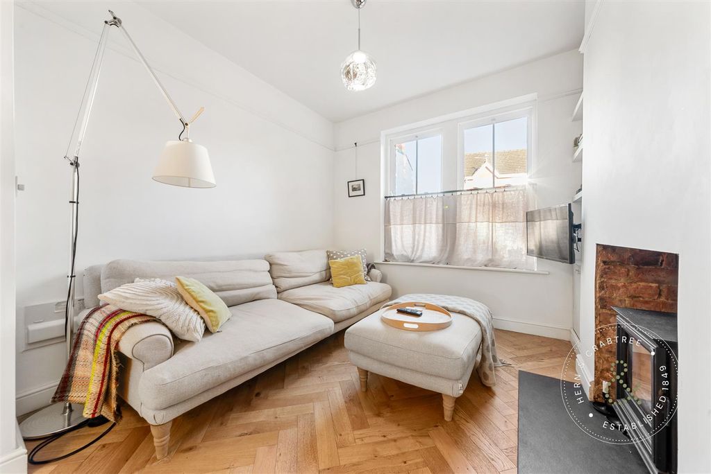 Property photo 3 of 37 Springfield-Place-14.Jpg