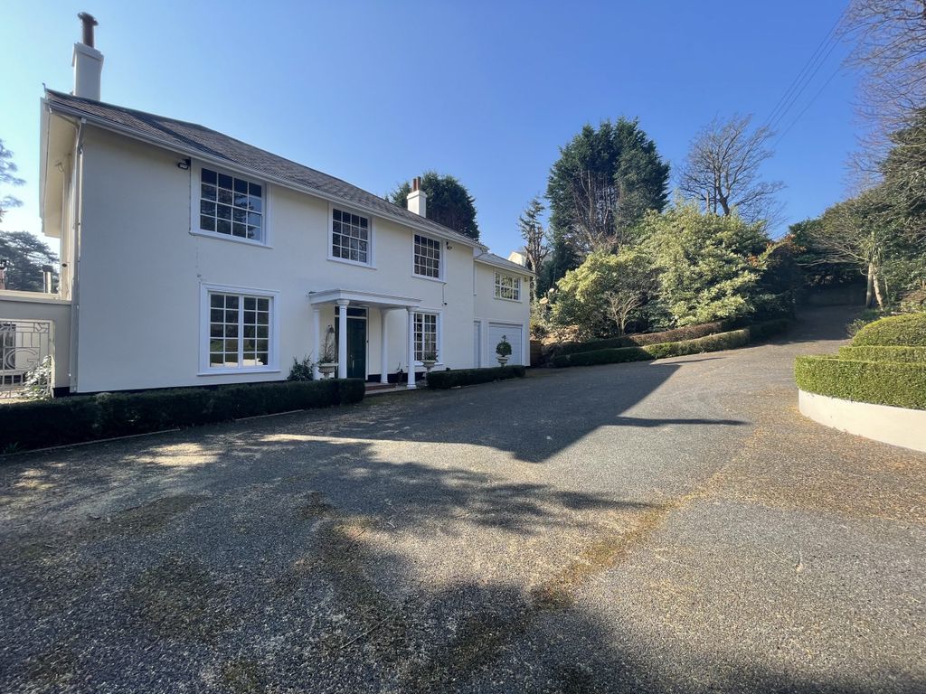 Property photo 2 of 49