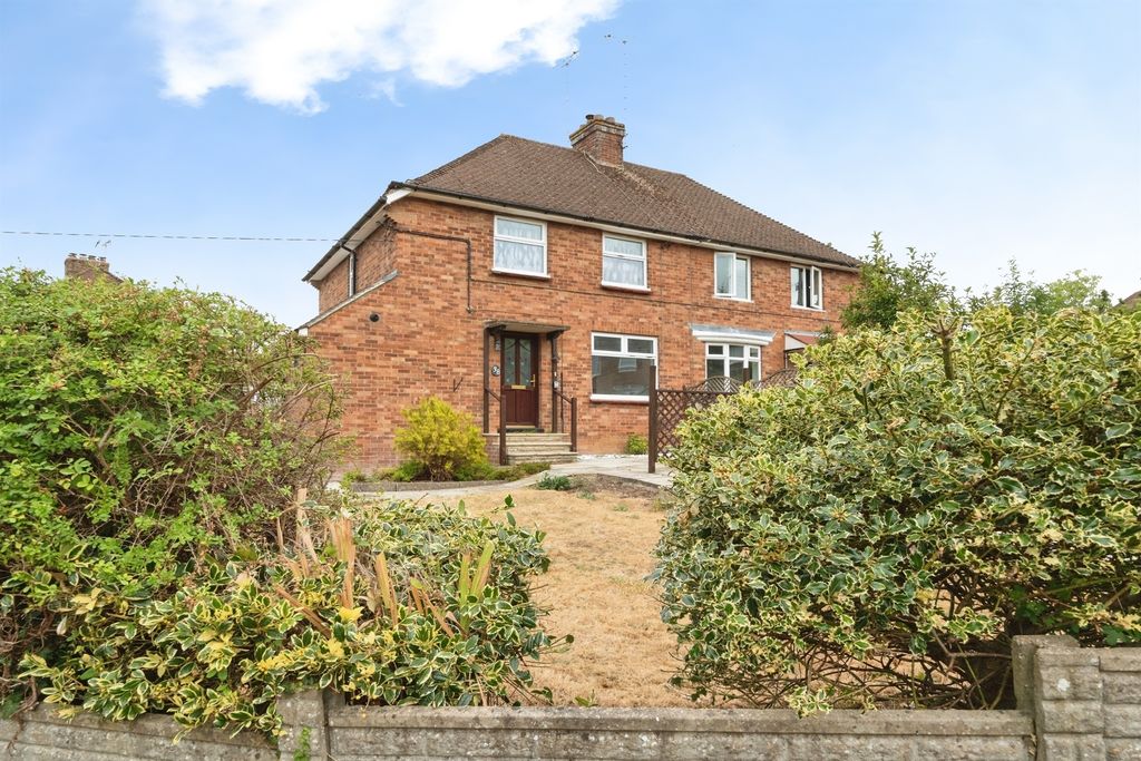 Property photo 1 of 20