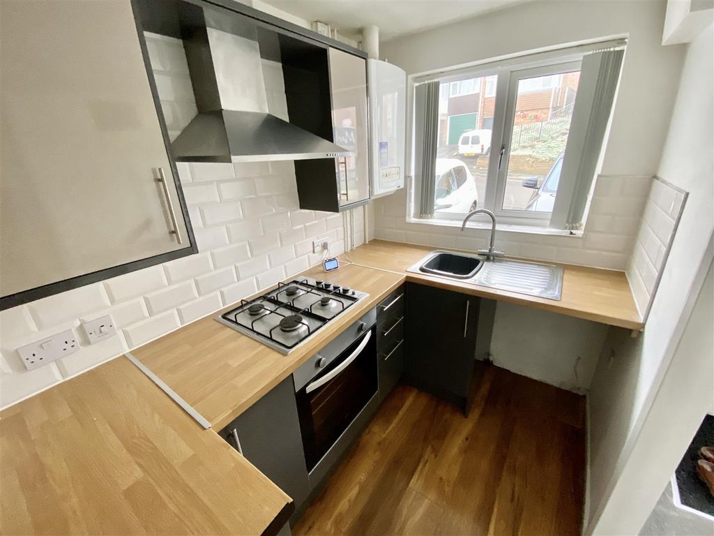 Property photo 3 of 14 Img_8460.Jpg