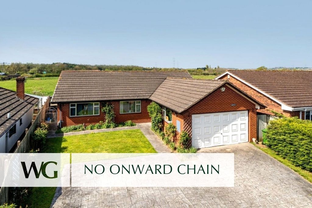 Property photo 1 of 10 No Onward Chain
