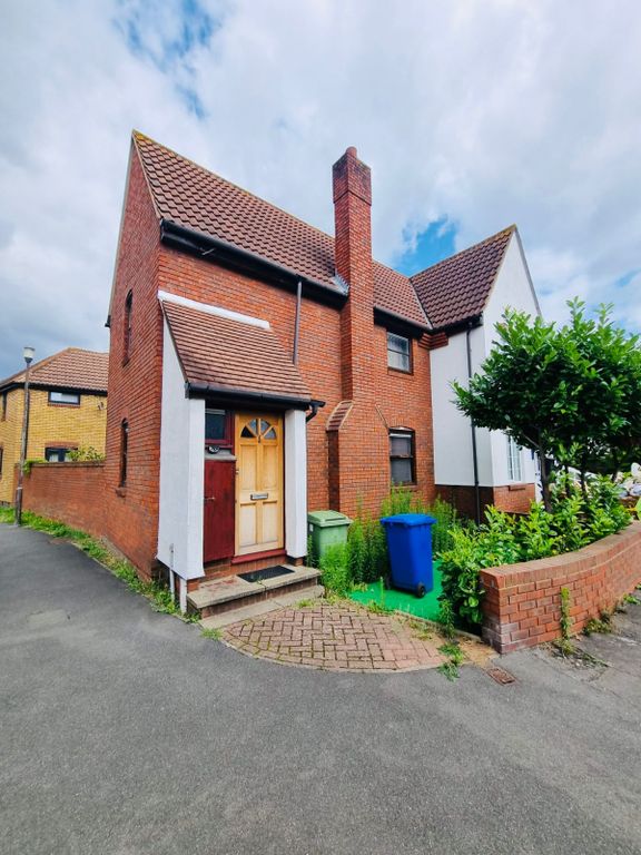 Property photo 1 of 9 2 Bed End Terrace To Rent In Rutherhithe, London Se16