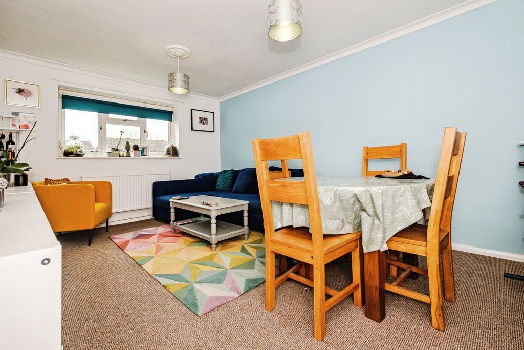 Property photo 3 of 15 Pbox-Img.Jpg