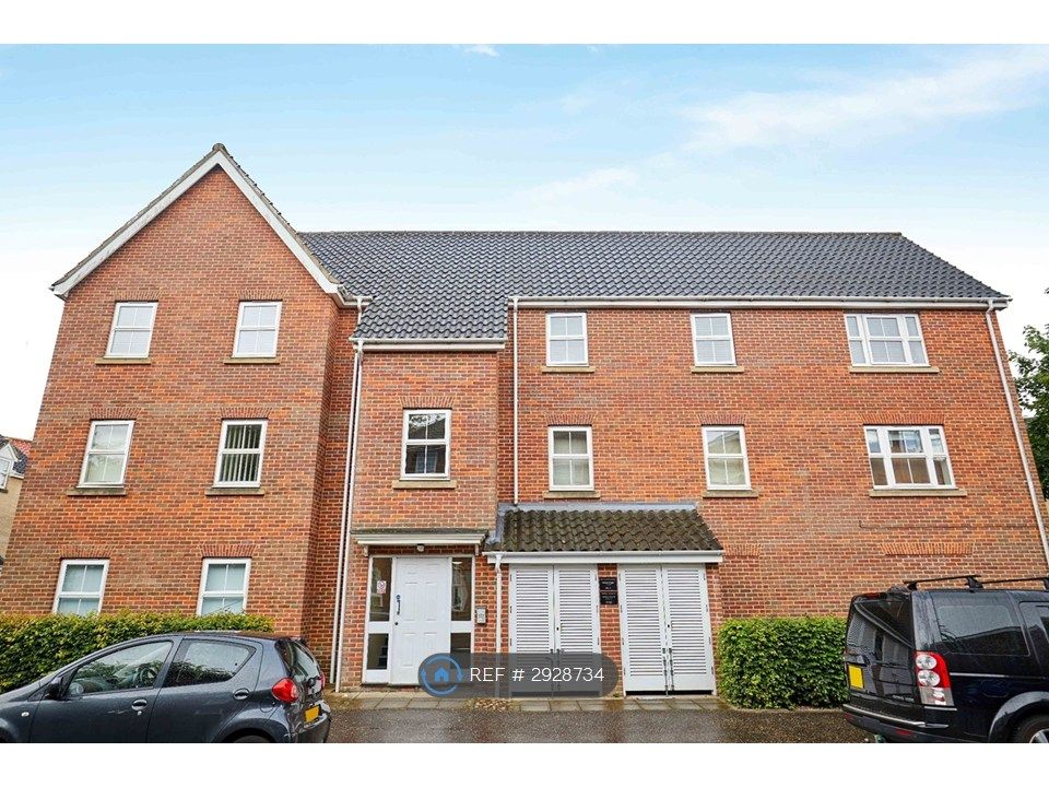 Property photo 2 of 12