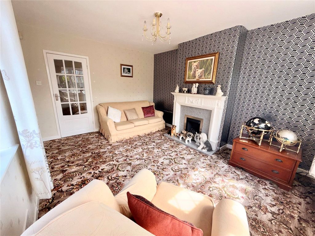 Property photo 2 of 11 Picture No. 21