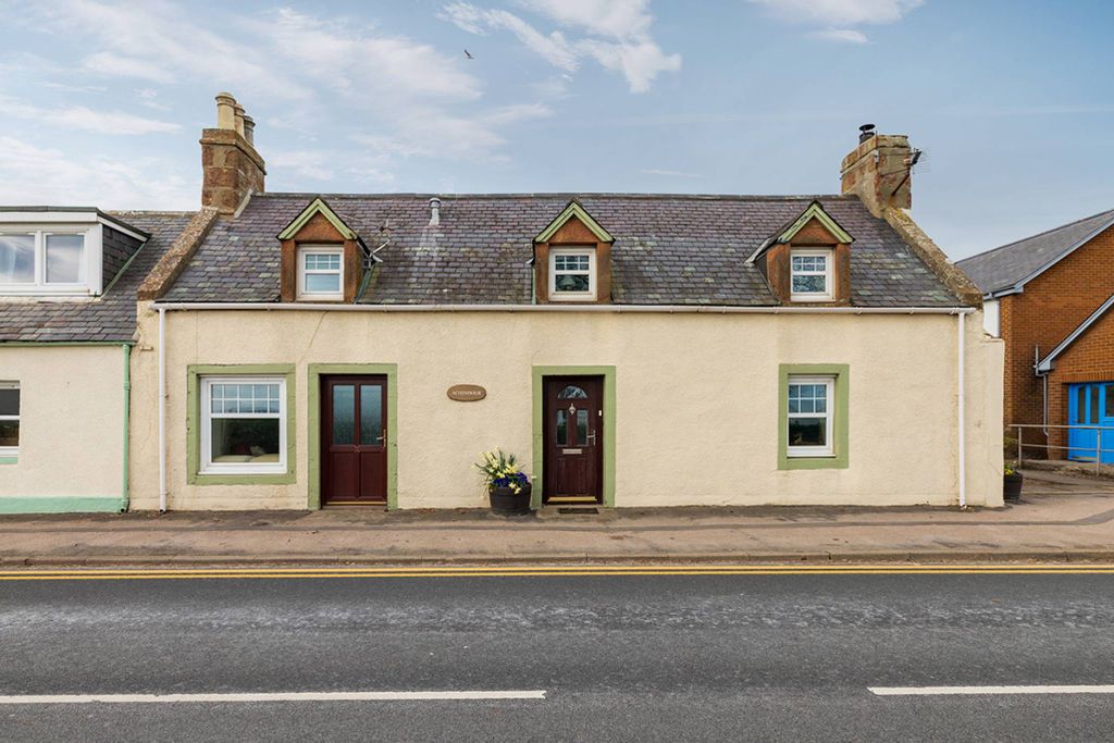 Property photo 1 of 30