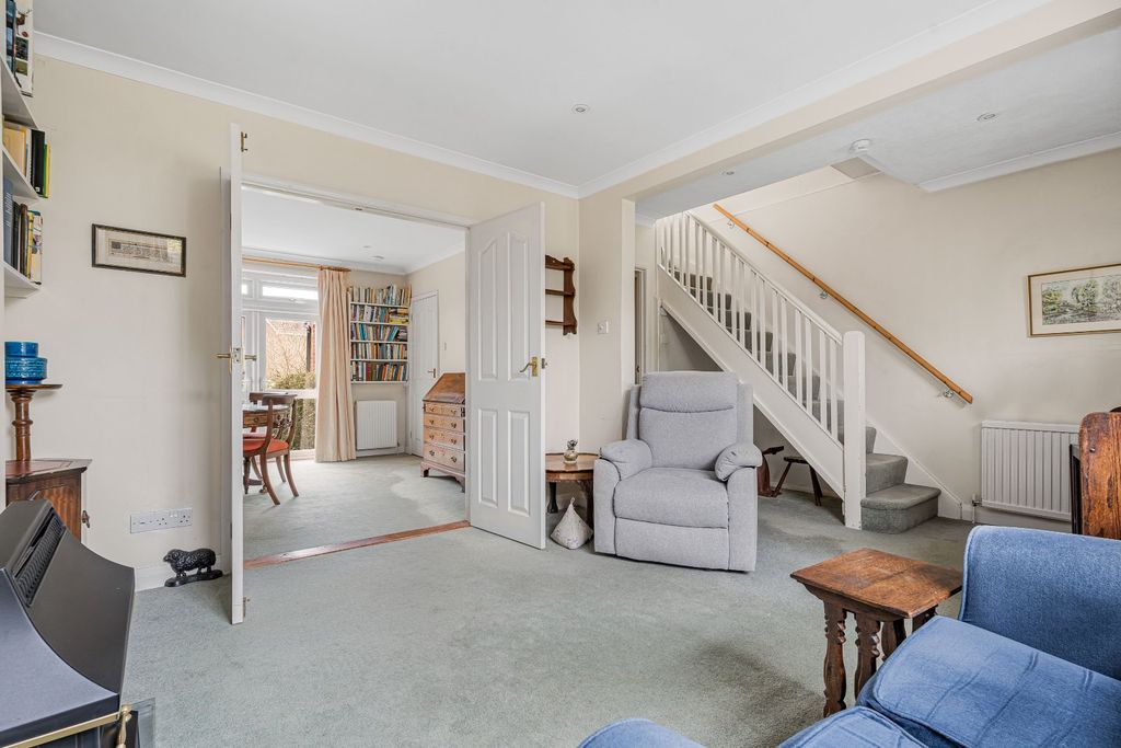 Property photo 3 of 17 Living Room