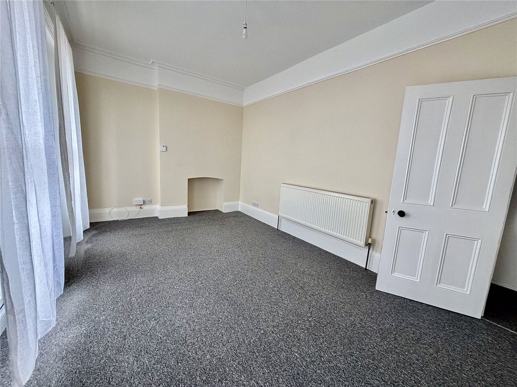 Property photo 3 of 15 Picture No. 11