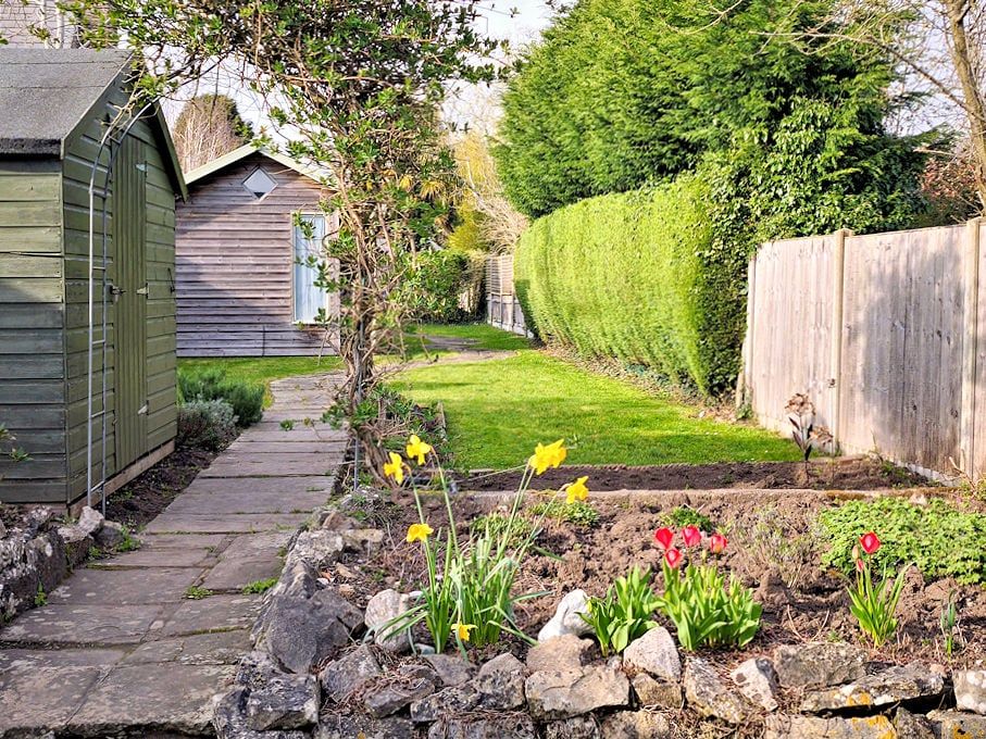 Property photo 3 of 25