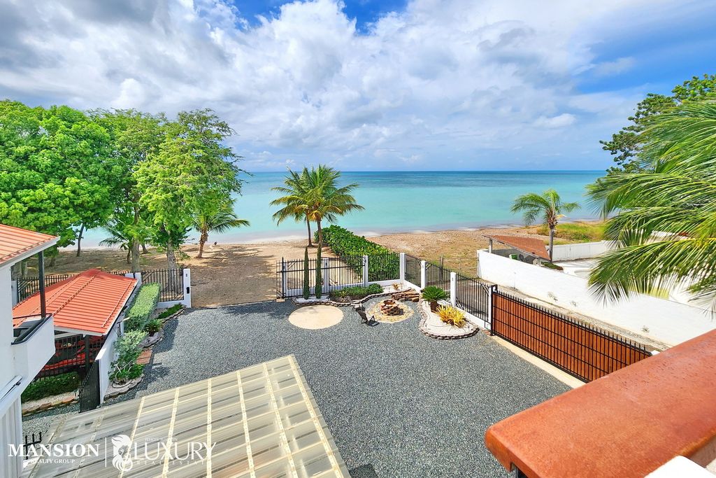 Property photo 2 of 54