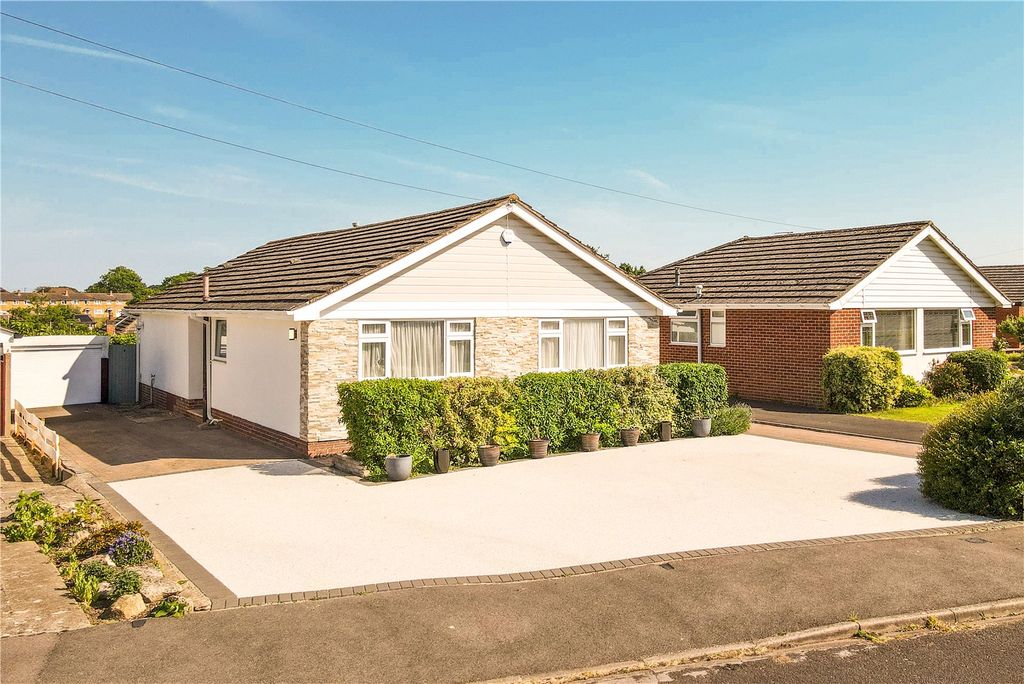 Property photo 1 of 19 Picture No. 23
