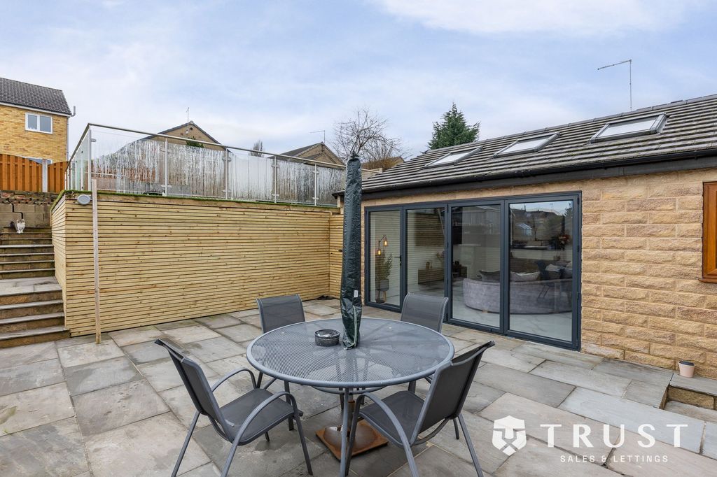 Additional image 35 of 4 bed detached bungalow for saleHall Park Avenue, Liversedge WF15