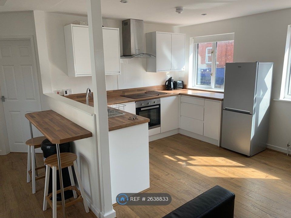 Property photo 3 of 7 Kitchen