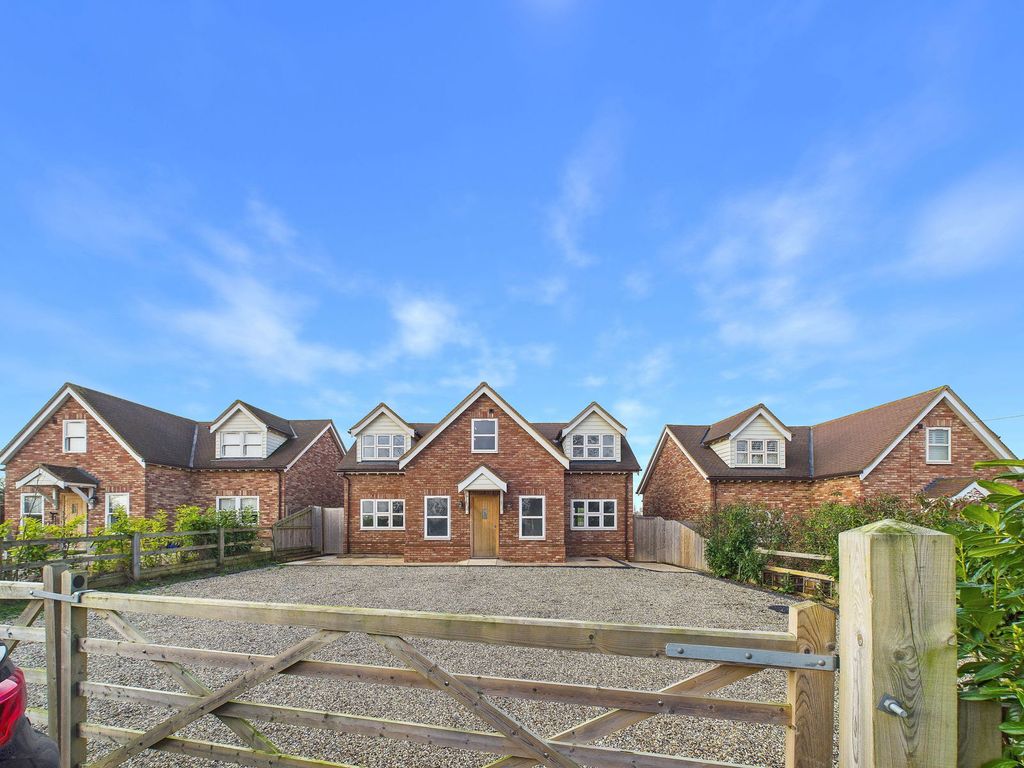 Property photo 1 of 23