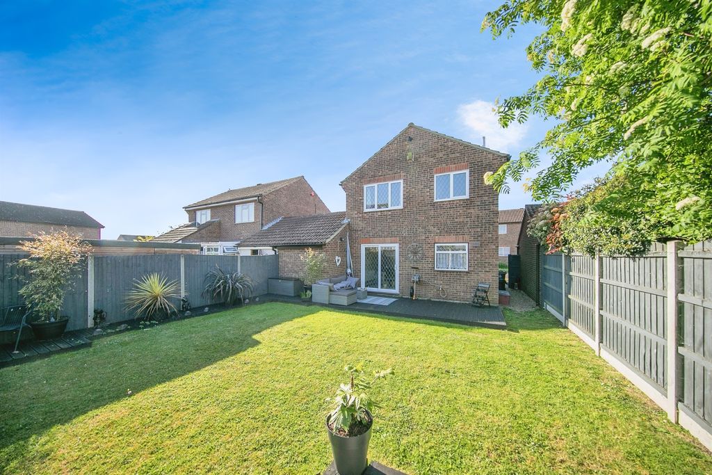 Property photo 2 of 16