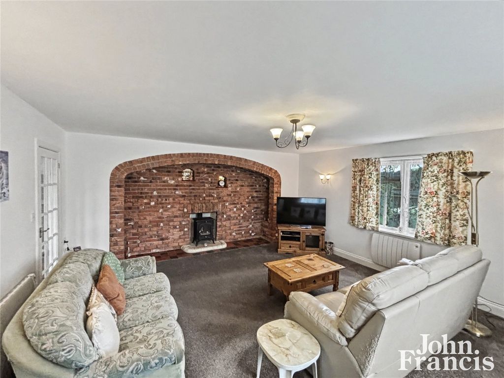 Property photo 2 of 22 Picture No. 05