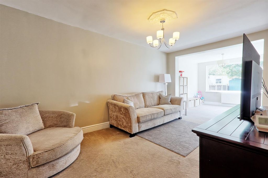 Property photo 2 of 13 Img_5674_5_6_Easyhdr-Interior3.Jpg