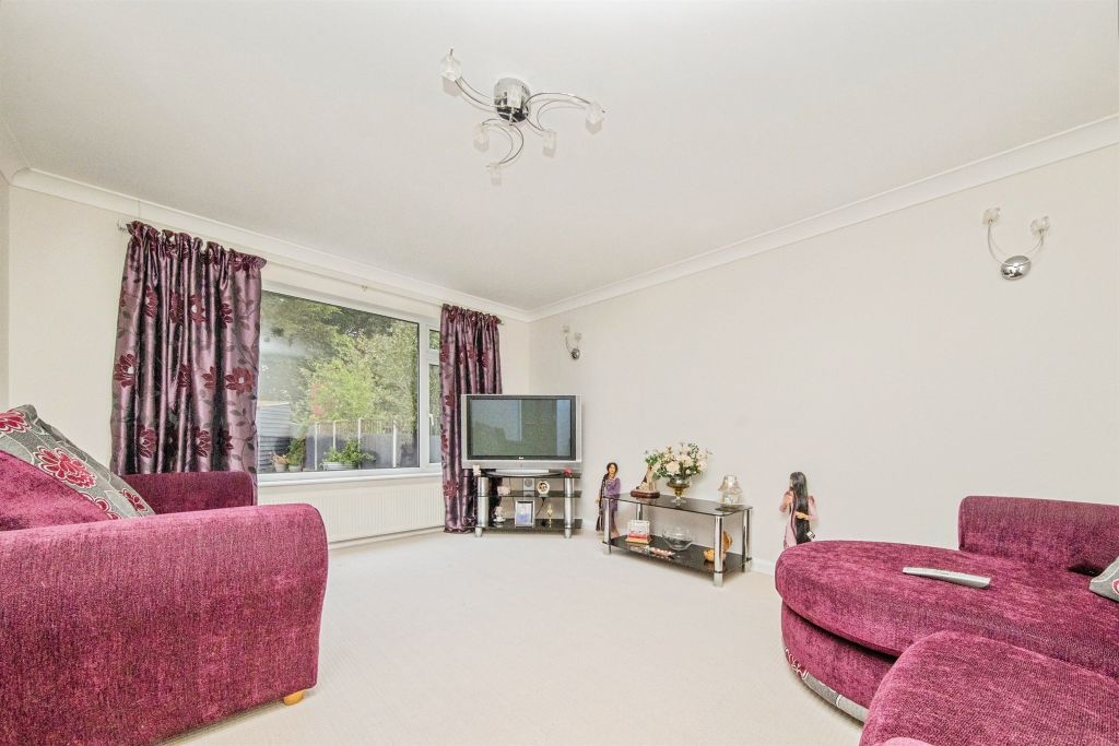 Property photo 2 of 17