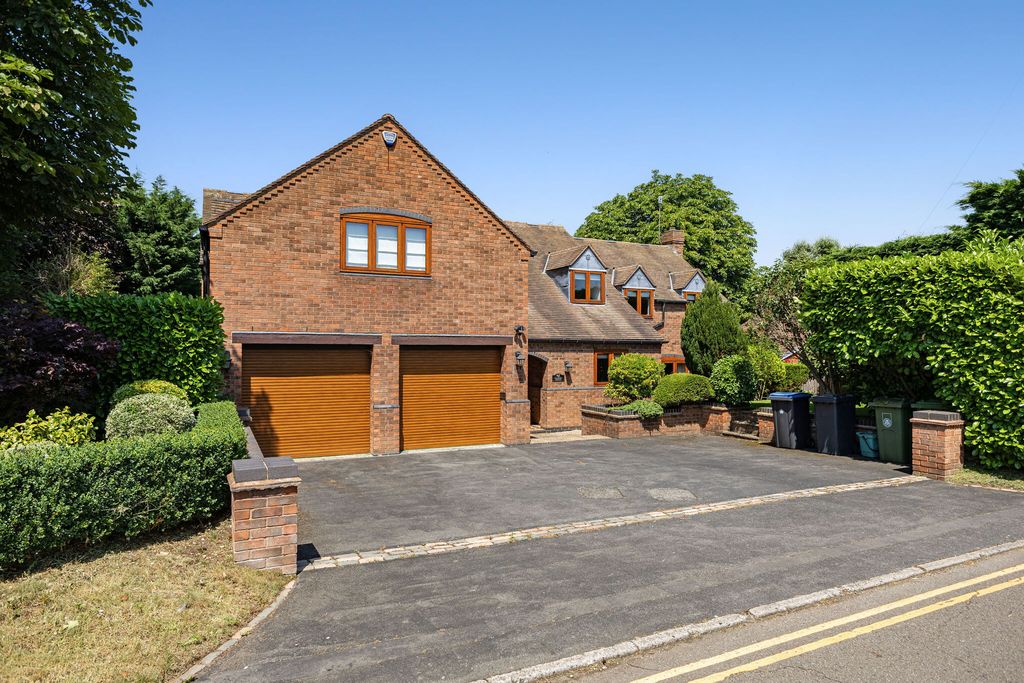 Property photo 1 of 18