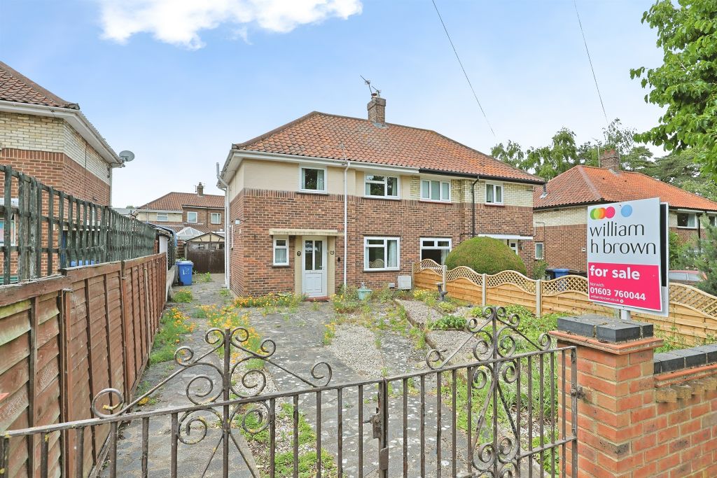 Property photo 1 of 18