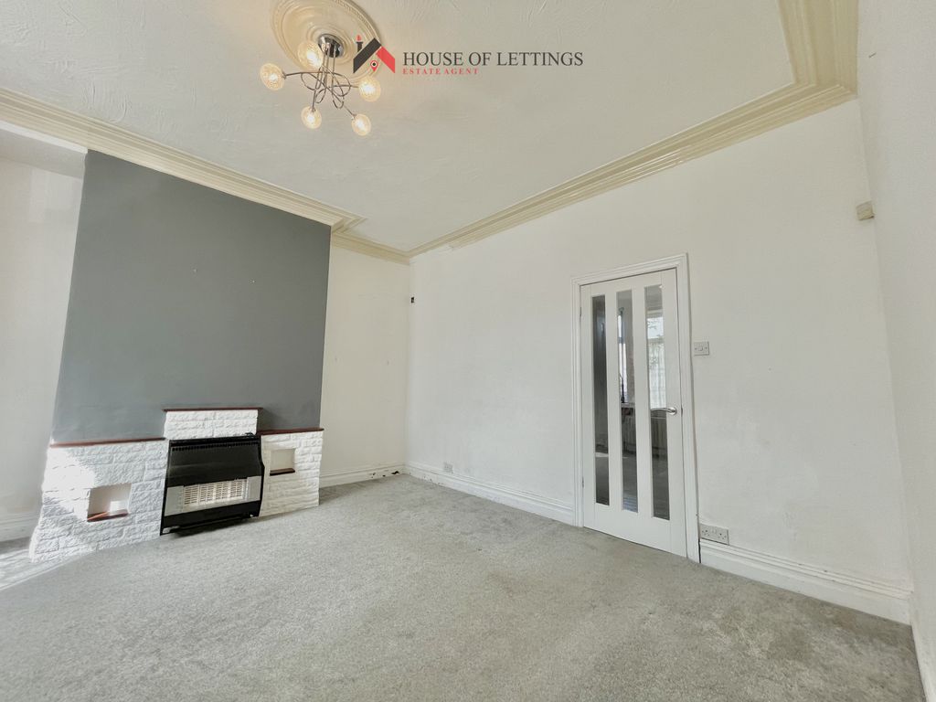 Property photo 3 of 26