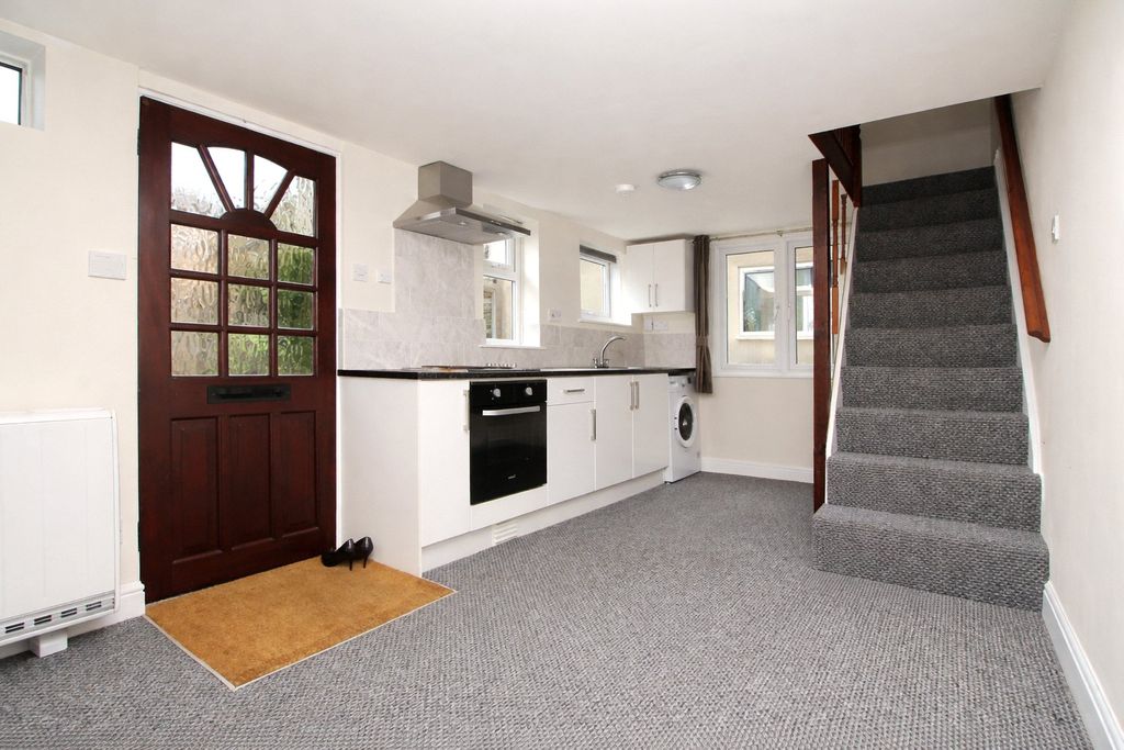 Property photo 2 of 8 Picture No. 07