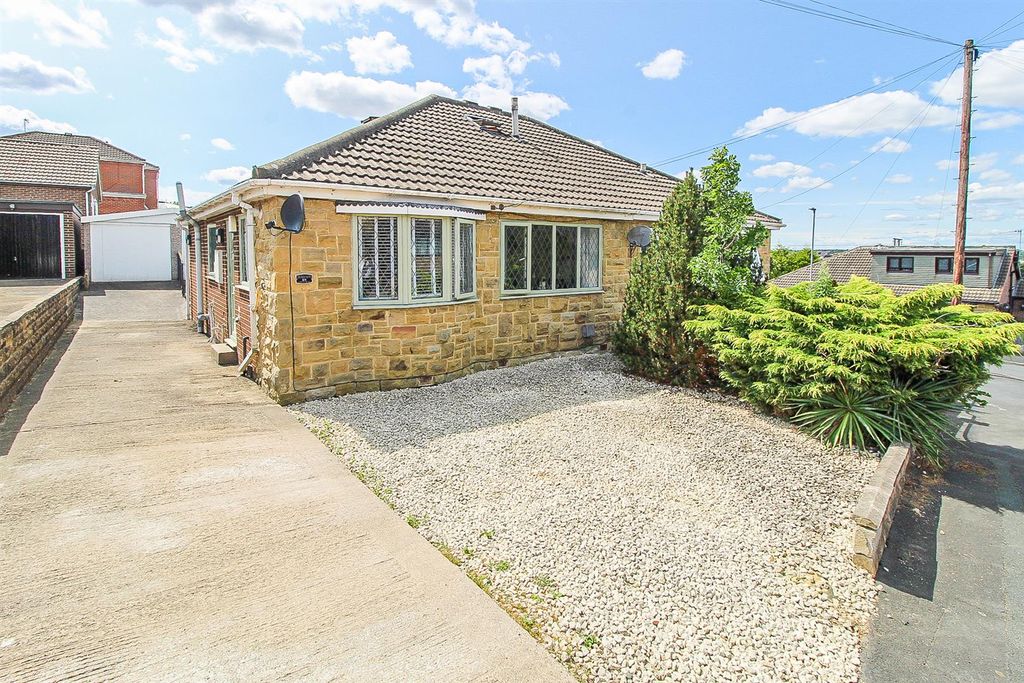 Property photo 1 of 9