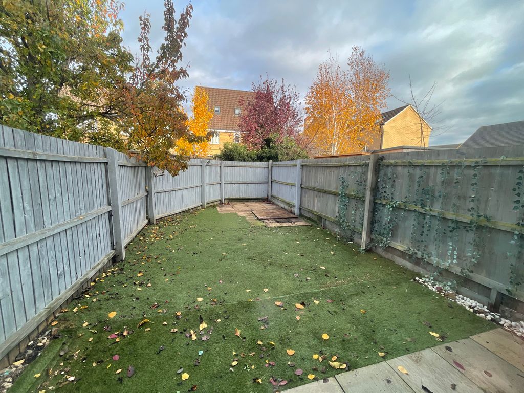 Property photo 3 of 8 3 Oak 3.Jpeg