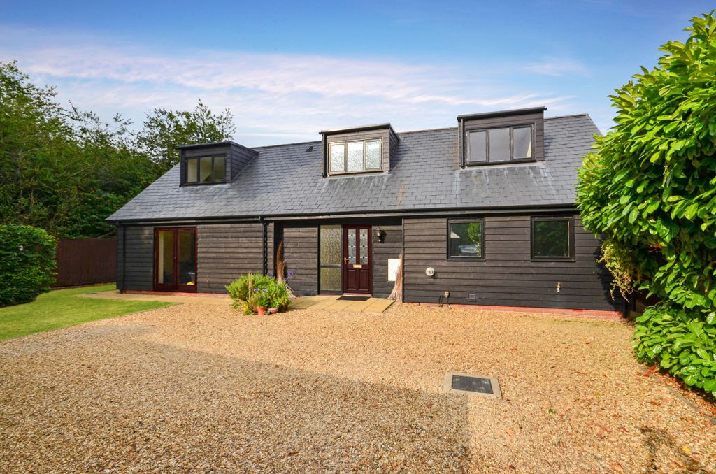 Property photo 1 of 19 Dsc08512