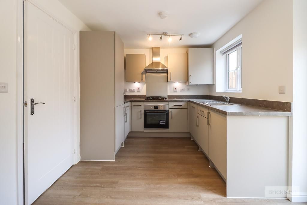 Property photo 2 of 13 Kitchen