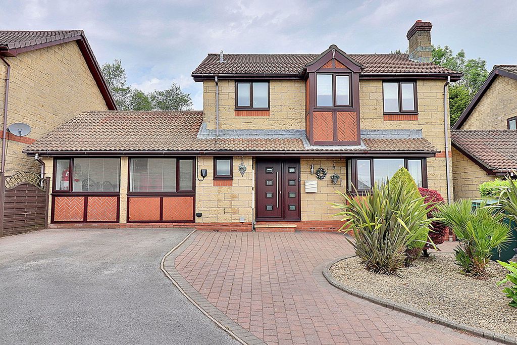 Property photo 1 of 23