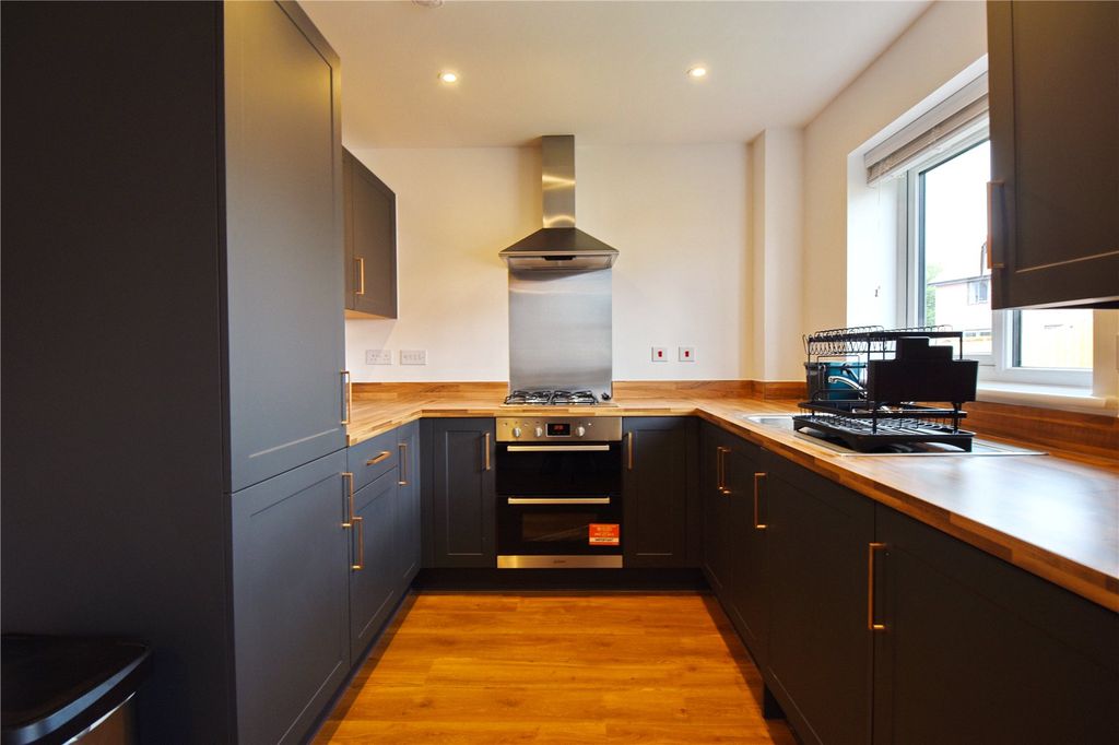 Property photo 2 of 14 Picture No. 06