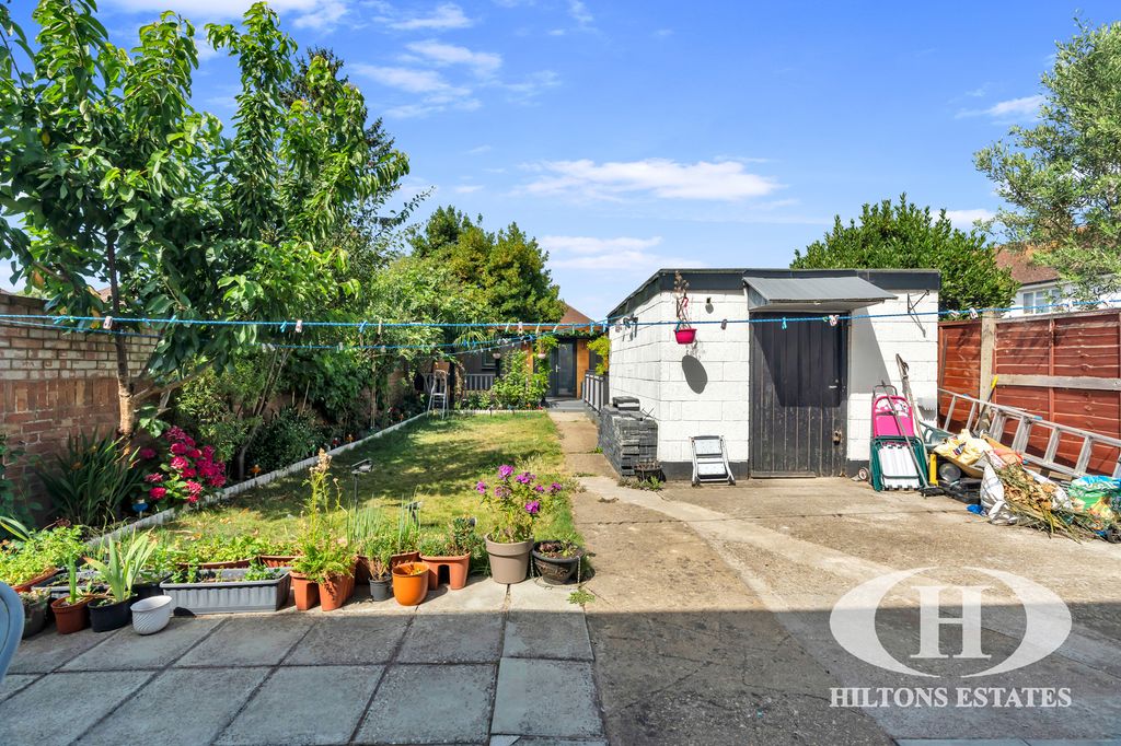Property photo 3 of 20