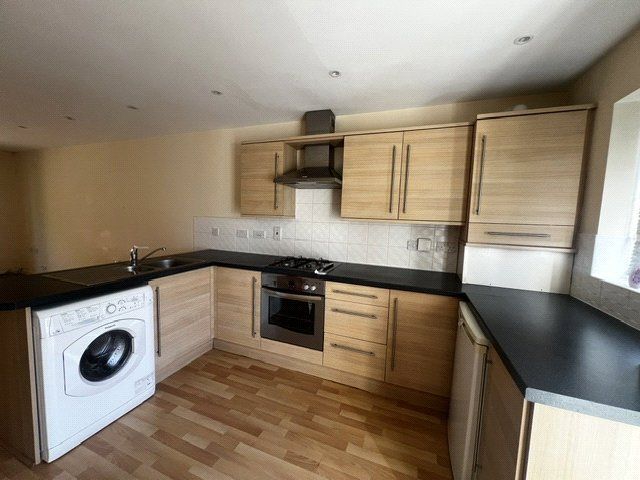 Property photo 3 of 8 Picture No. 12
