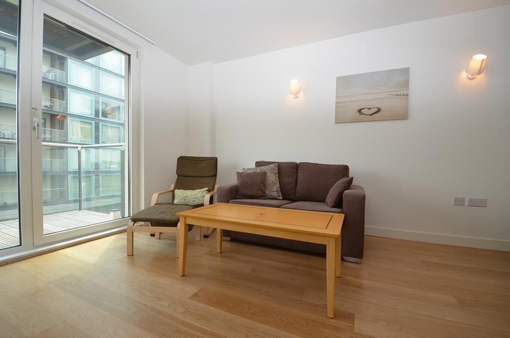 Property photo 3 of 12 Living Area